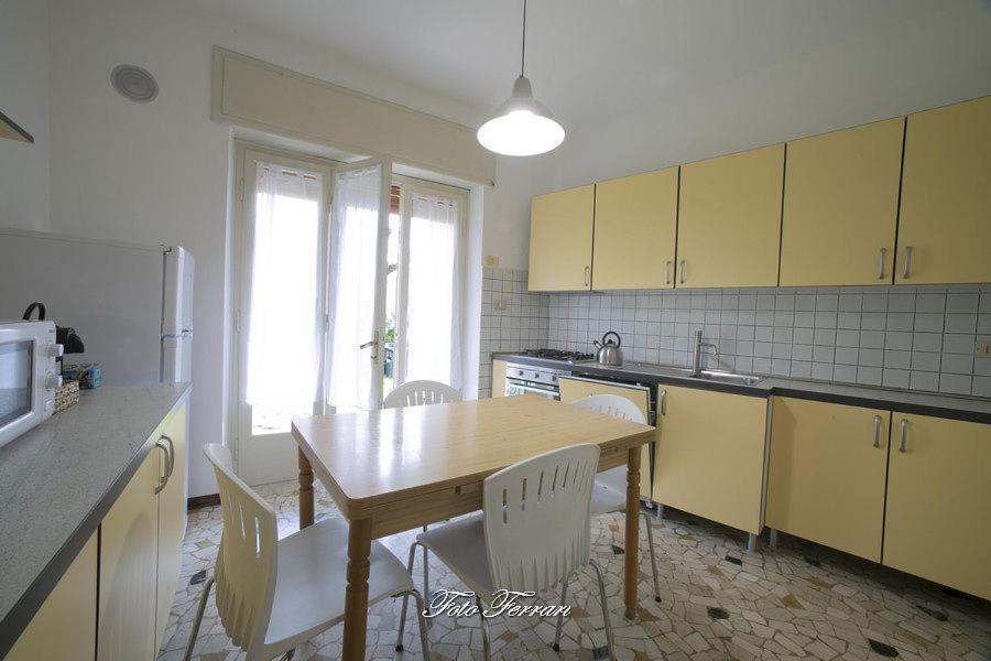 הוילה סלה מראזינו Casa Vacanze Gli Ulivi Del Lago מראה חיצוני תמונה